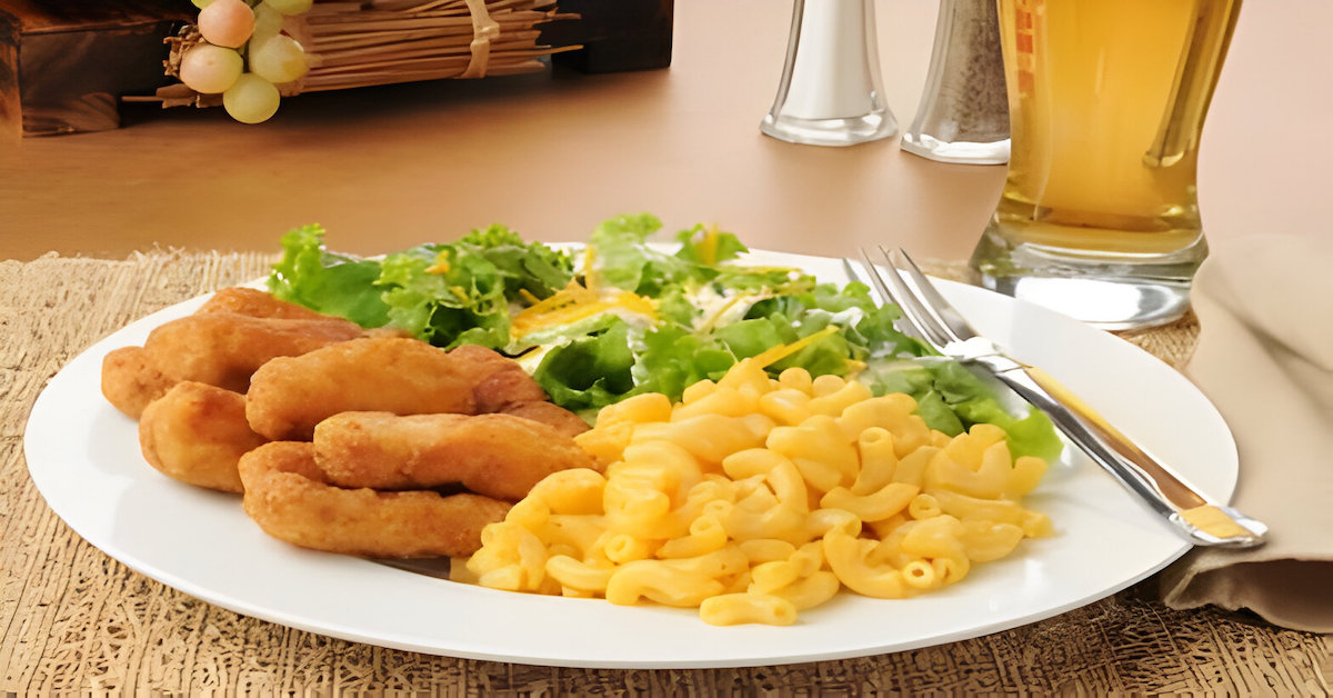 Delicious Macaroni with Chicken Strips Recipe Easy & Comforting EatEatFood